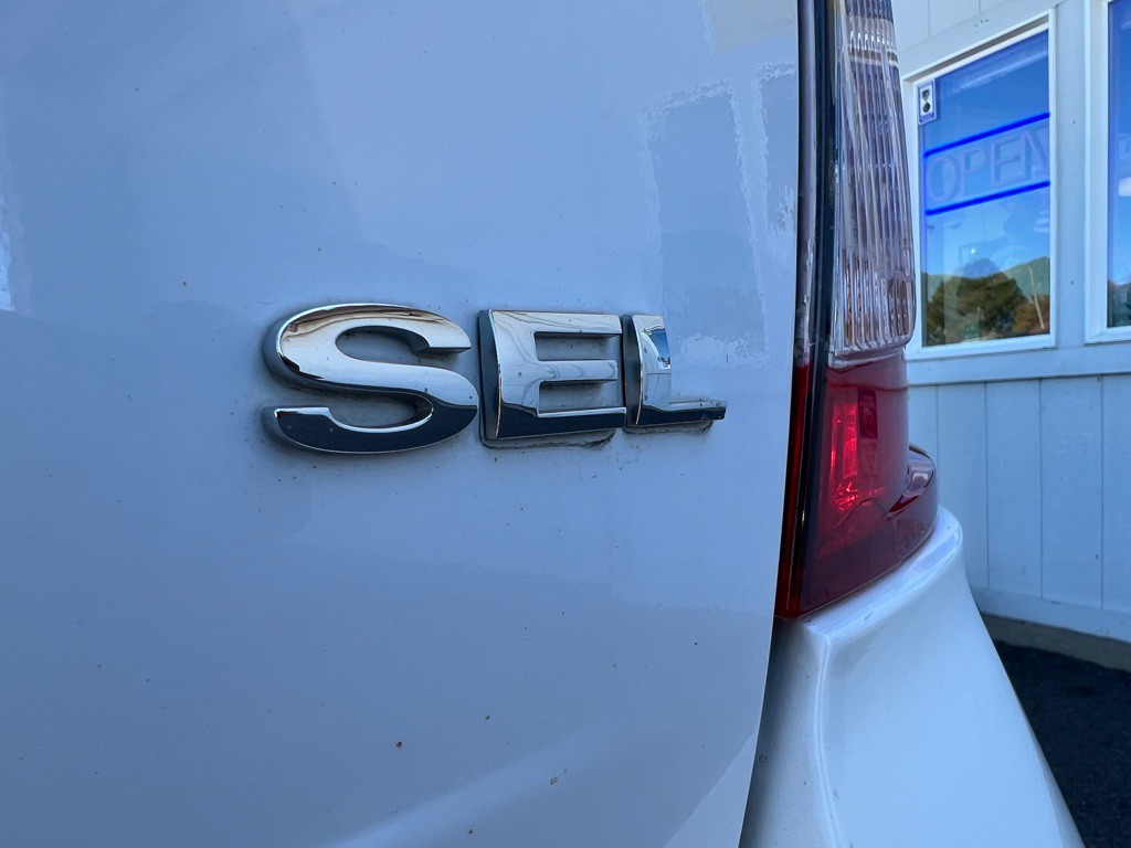 2014 Ford Edge Image 8