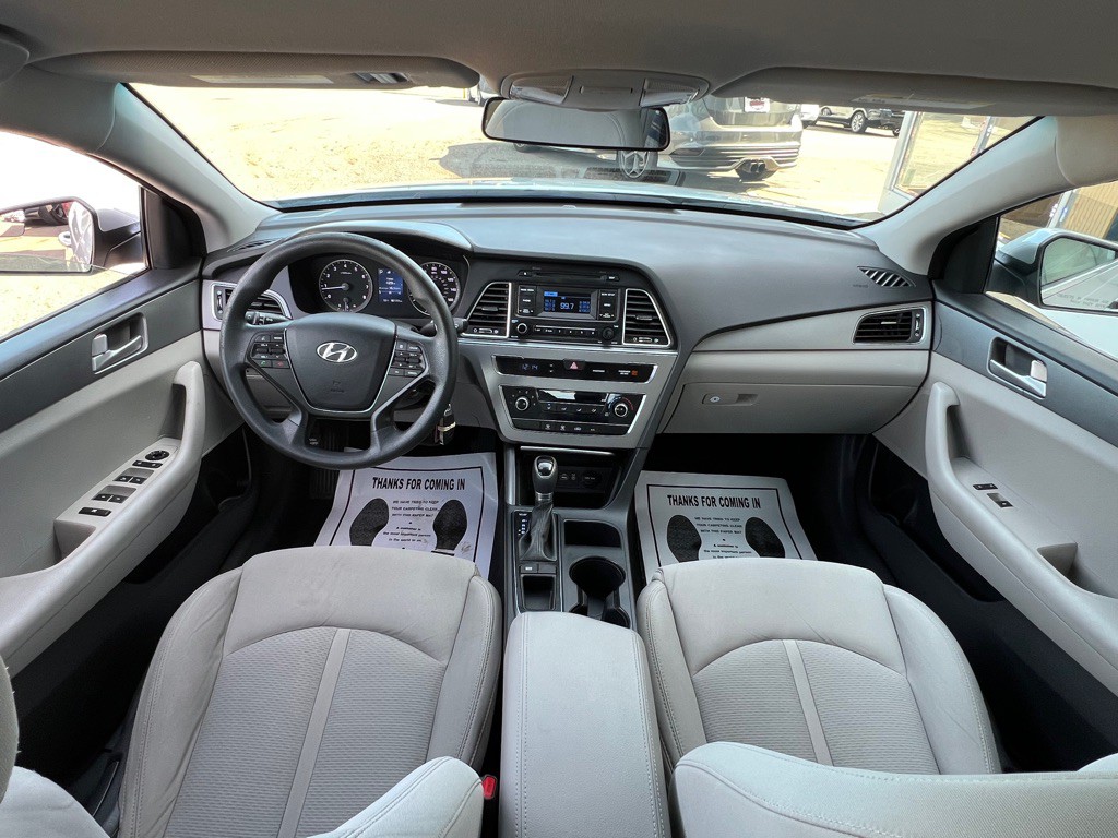 2015 Hyundai Sonata Image 12