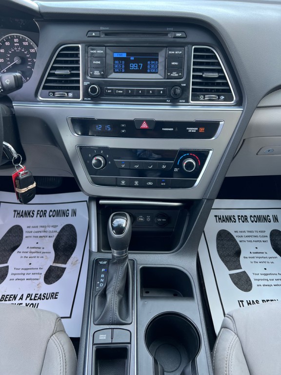 2015 Hyundai Sonata Image 16