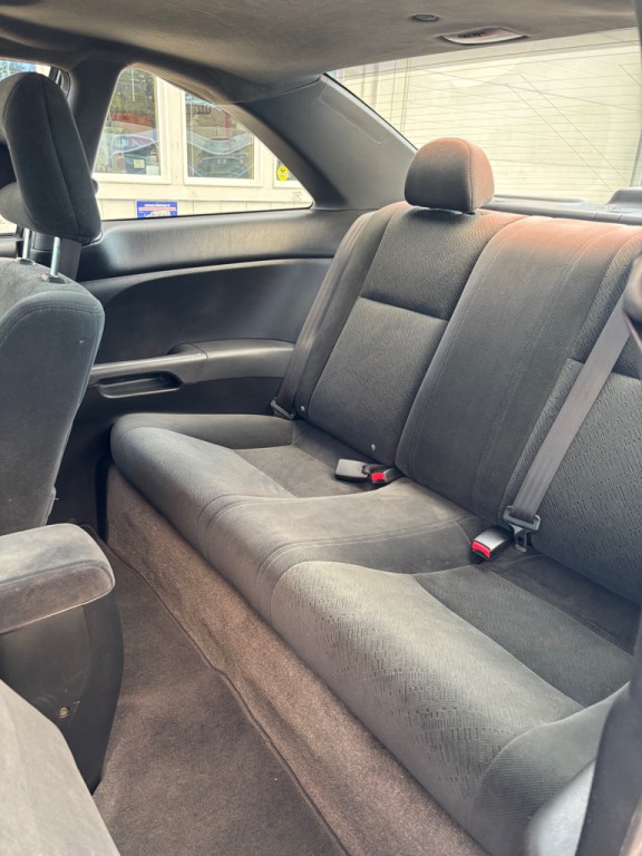 2005 Honda Civic Image 8