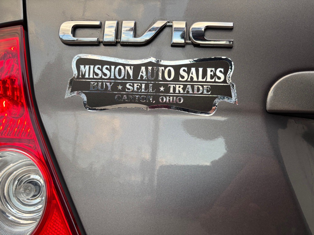 2005 Honda Civic Image 17