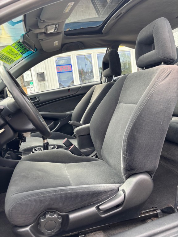 2005 Honda Civic Image 9