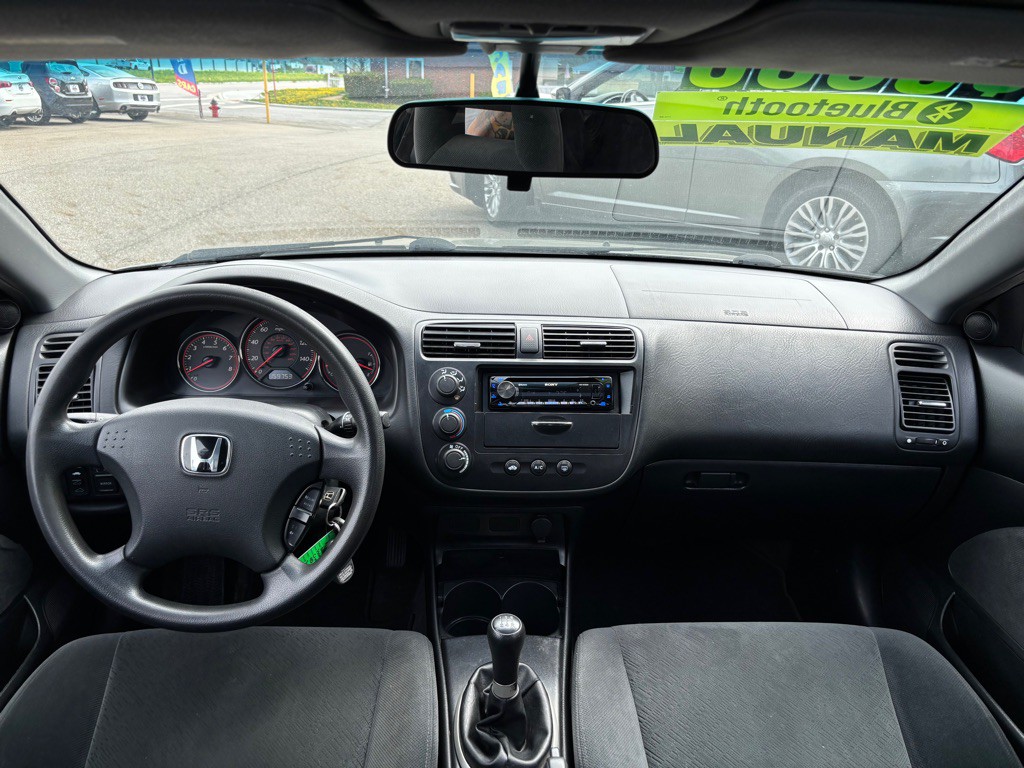 2005 Honda Civic Image 10