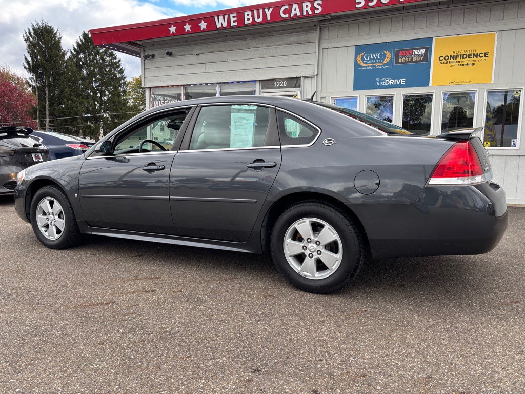 2010 Chevrolet Impala Image 4