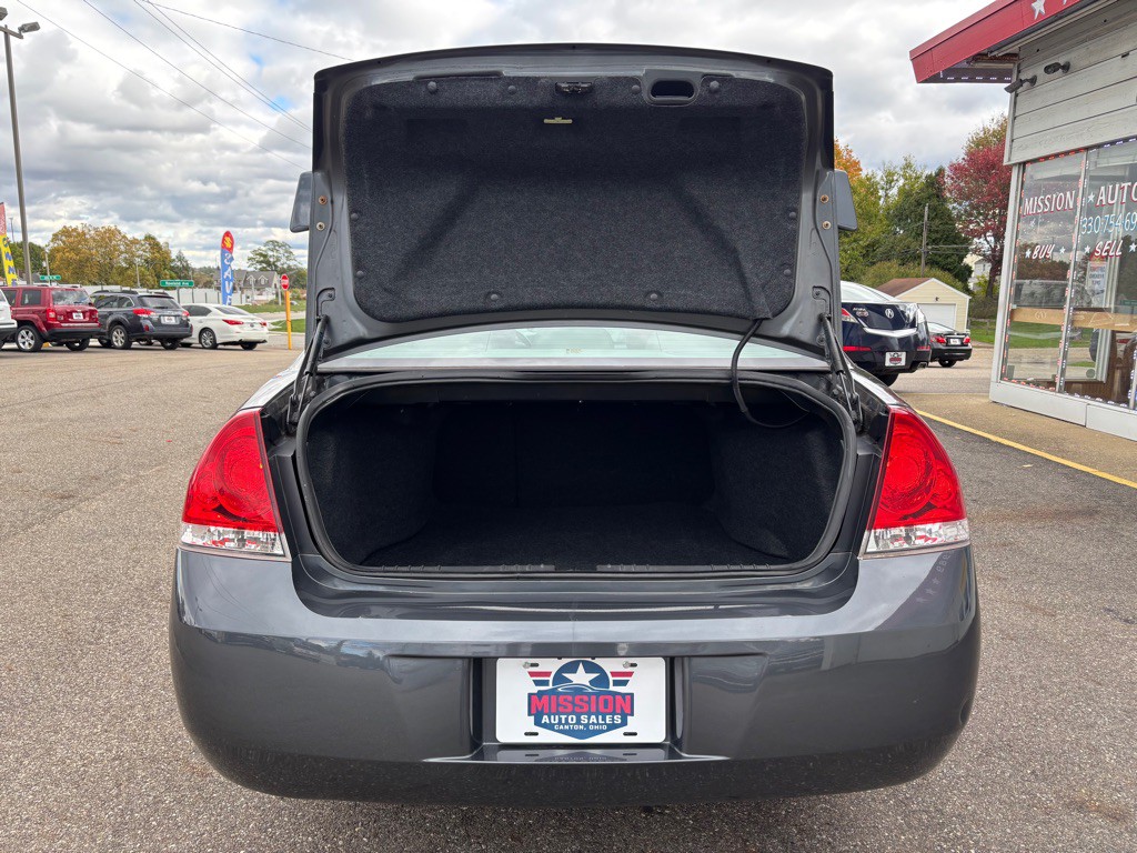 2010 Chevrolet Impala Image 7