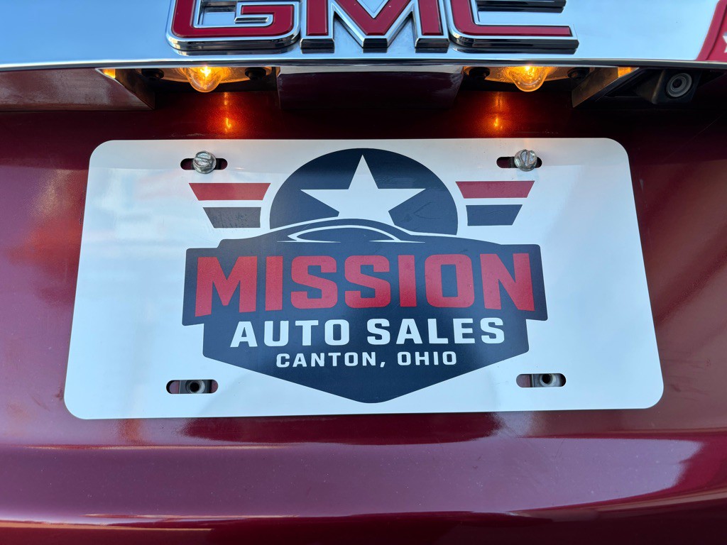 2017 GMC Acadia Image 8