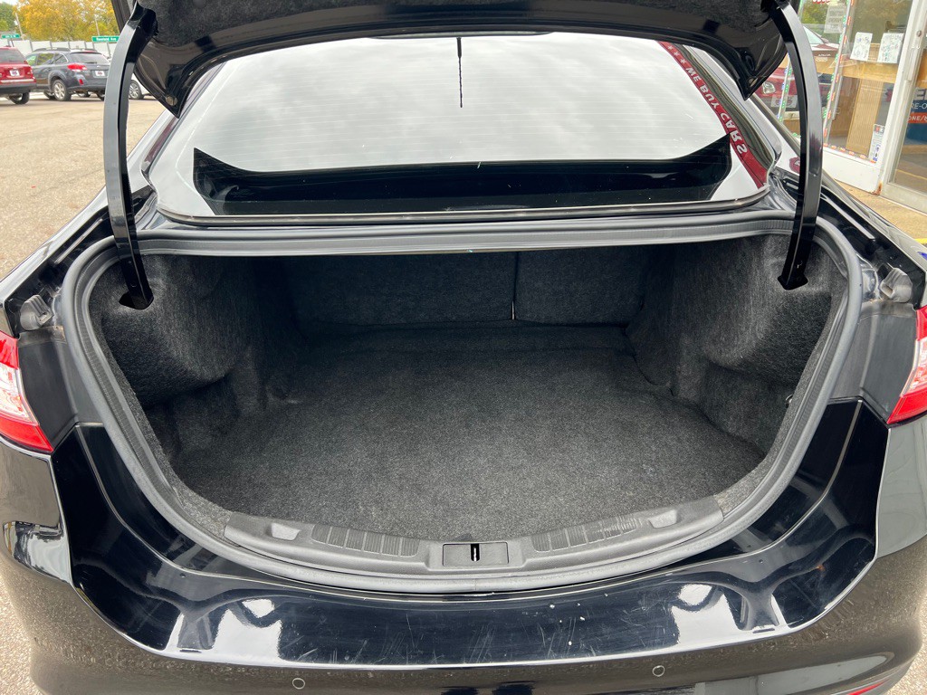 2016 Ford Fusion Image 11