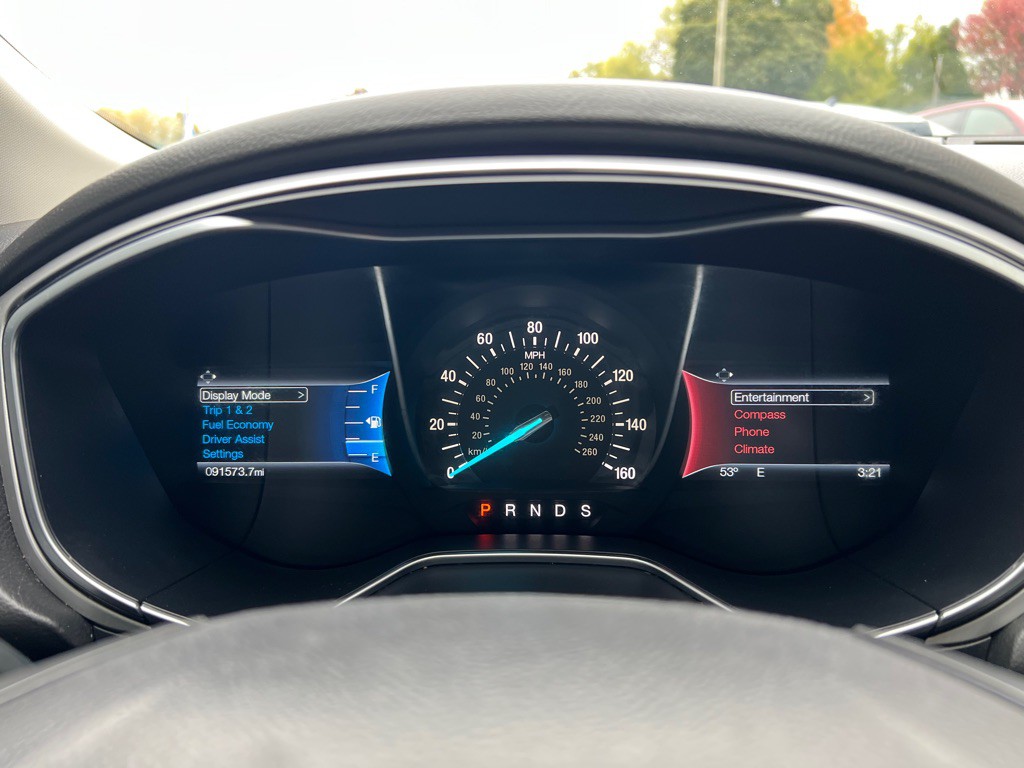 2016 Ford Fusion Image 16