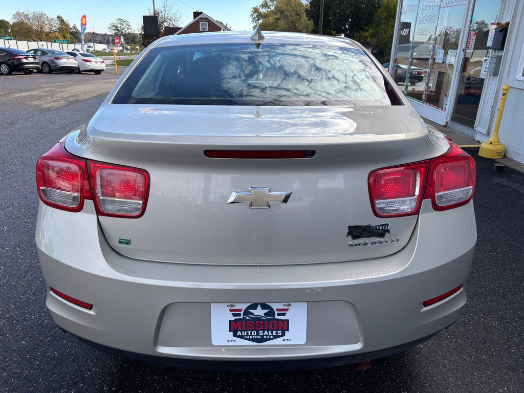 2015 Chevrolet Malibu Image 6