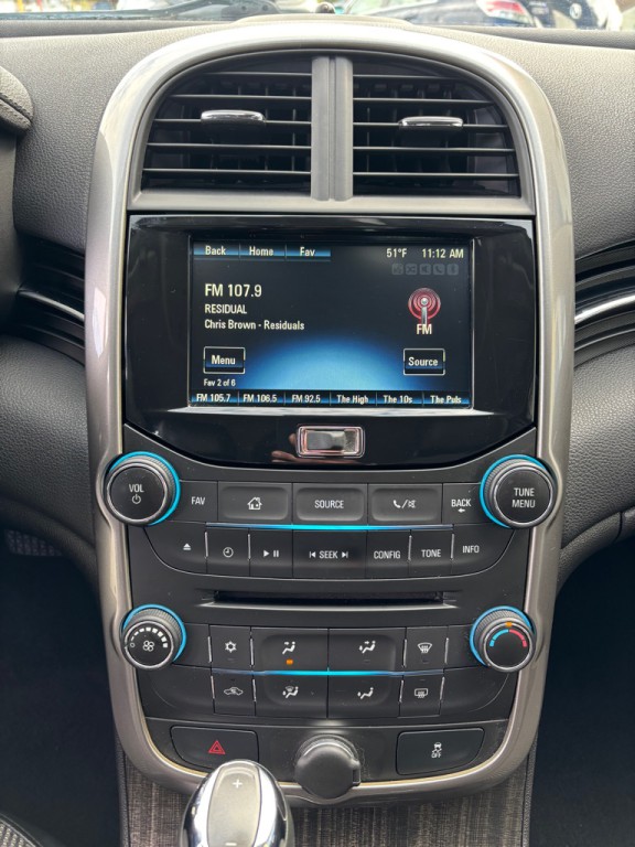 2015 Chevrolet Malibu Image 12