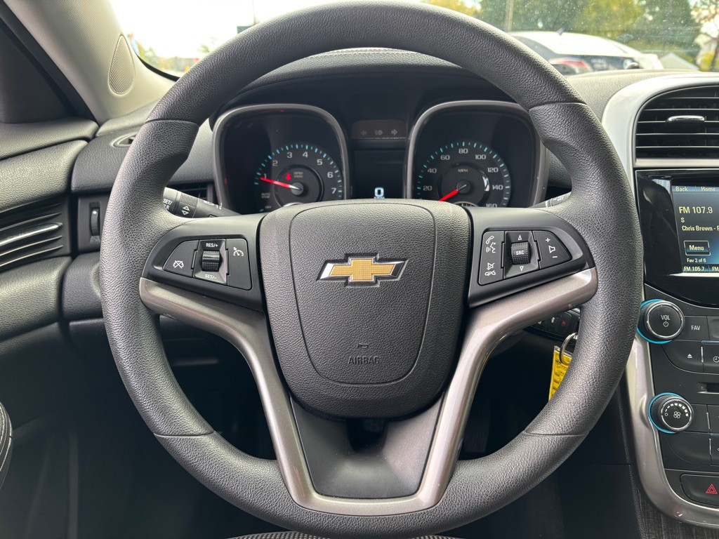 2015 Chevrolet Malibu Image 14