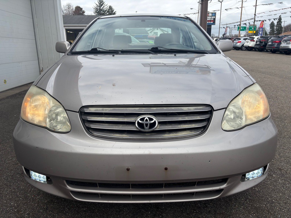 2003 Toyota Corolla Image 2