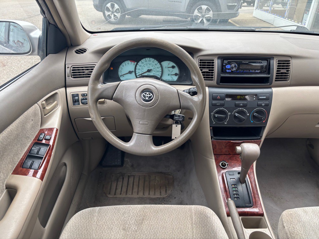 2003 Toyota Corolla Image 10