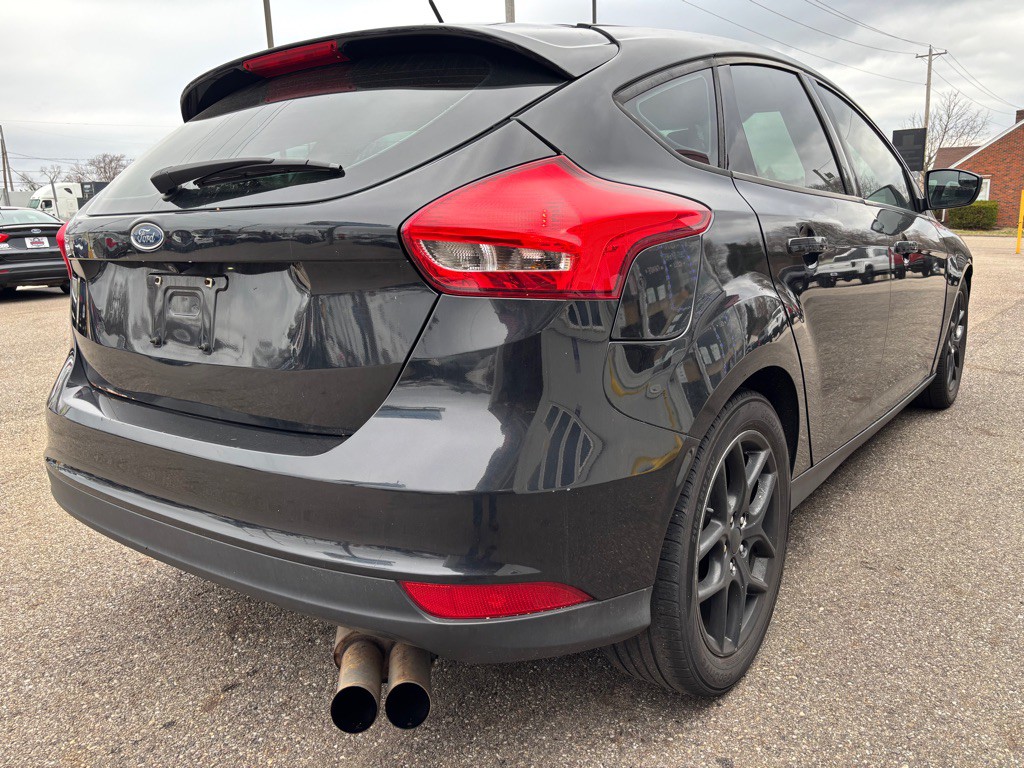 2015 Ford Focus Image 5