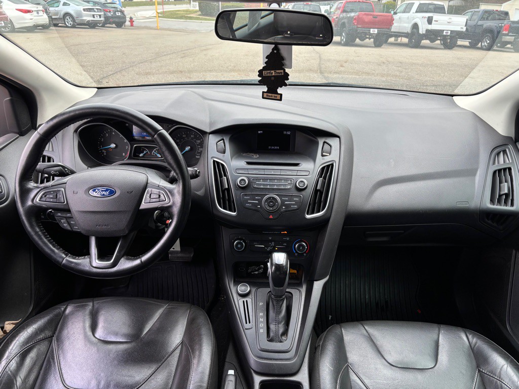 2015 Ford Focus Image 11