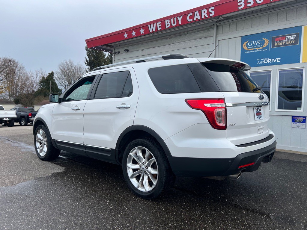 2015 Ford Explorer Image 4