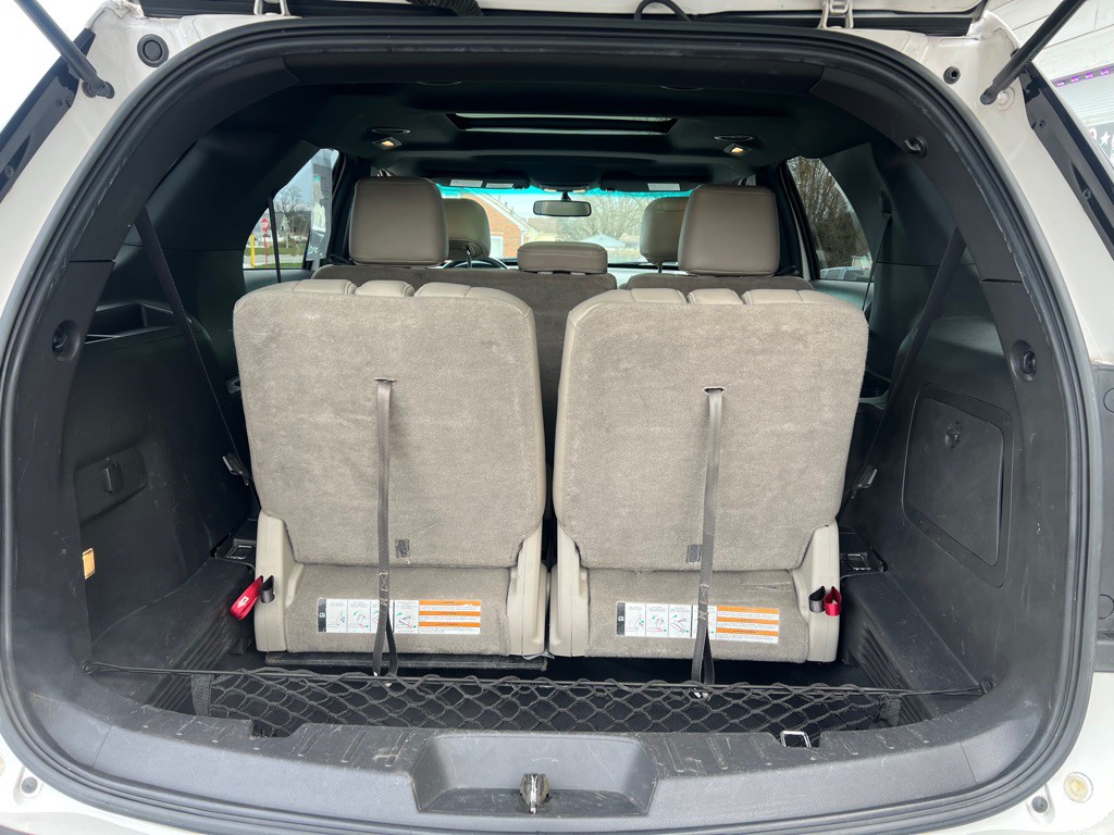 2015 Ford Explorer Image 9