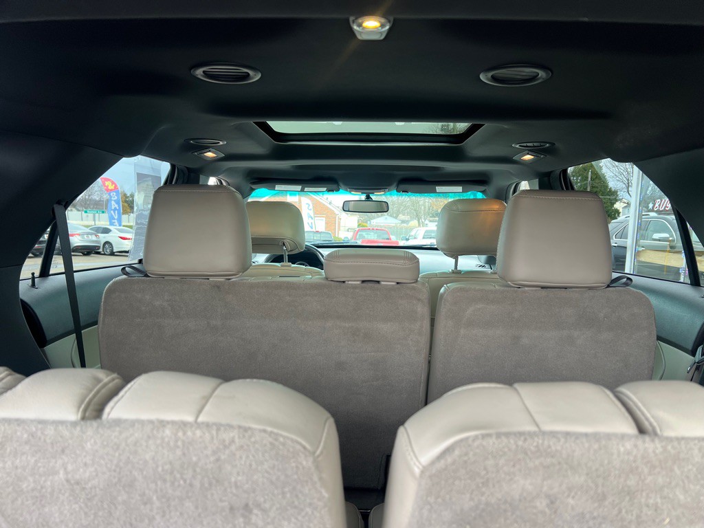 2015 Ford Explorer Image 10