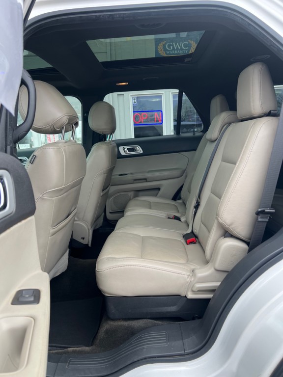 2015 Ford Explorer Image 11