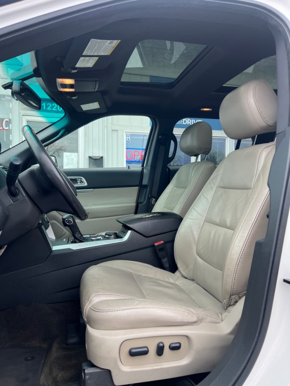 2015 Ford Explorer Image 13