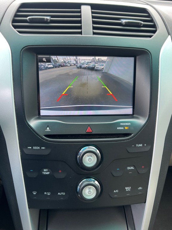 2015 Ford Explorer Image 23