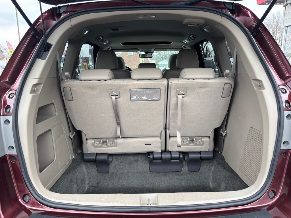 2016 Honda Odyssey Image 9