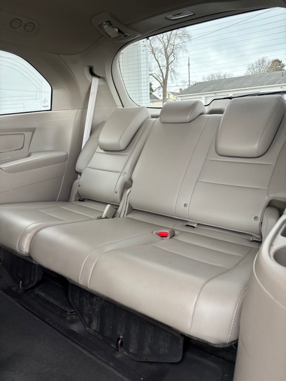 2016 Honda Odyssey Image 10