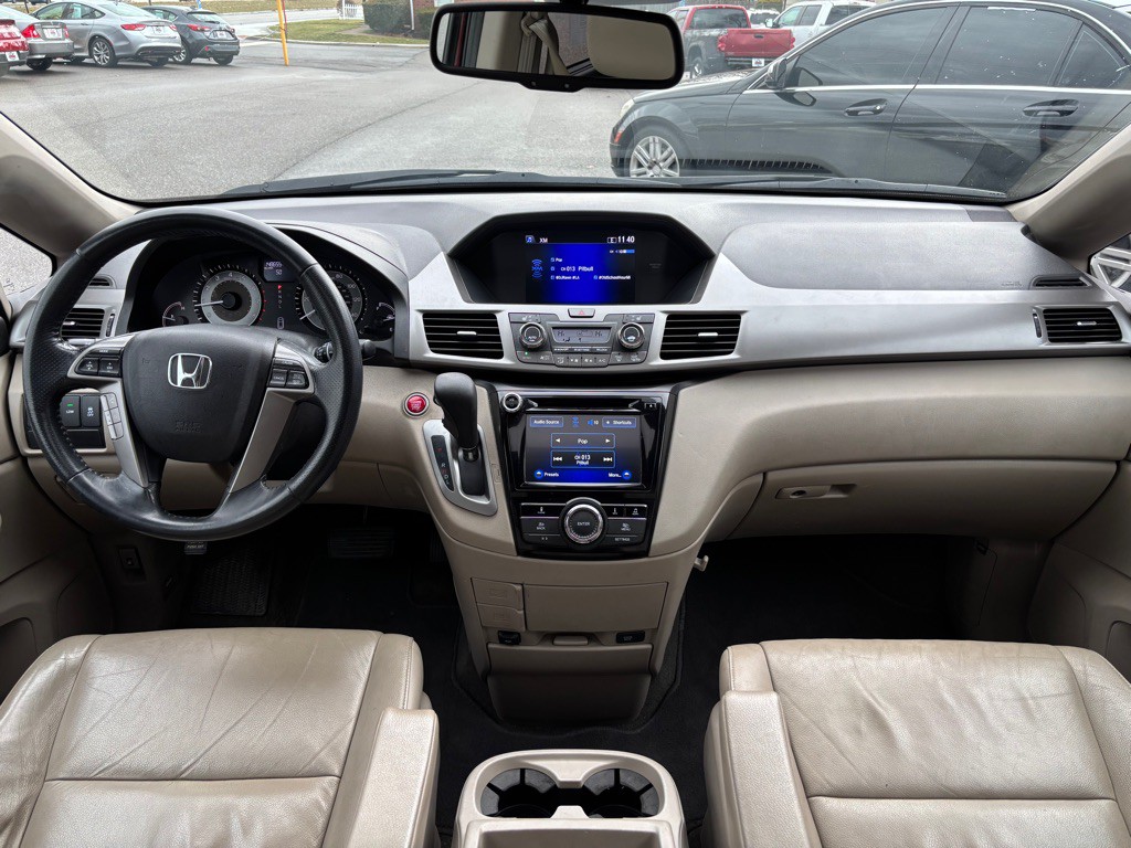 2016 Honda Odyssey Image 14