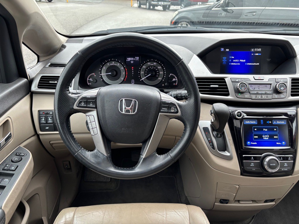 2016 Honda Odyssey Image 15