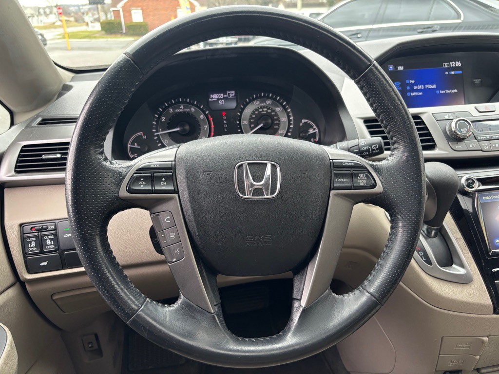 2016 Honda Odyssey Image 16