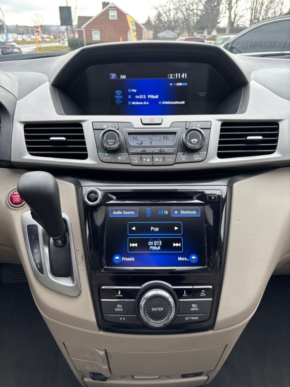 2016 Honda Odyssey Image 18