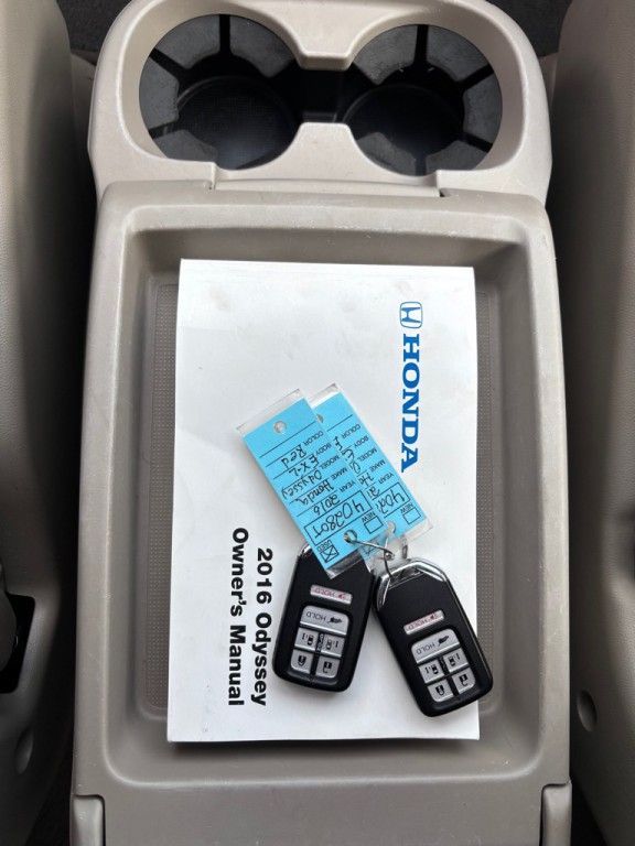 2016 Honda Odyssey Image 25