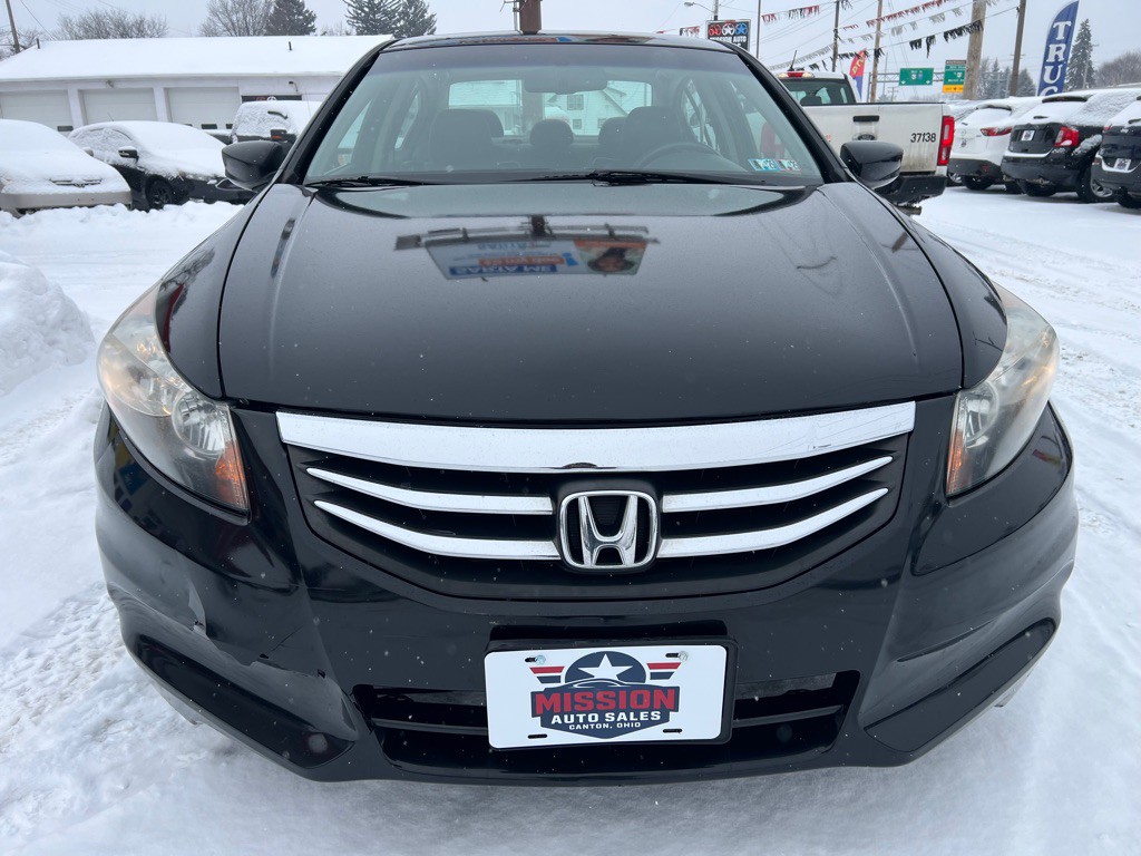 2012 Honda Accord Image 2