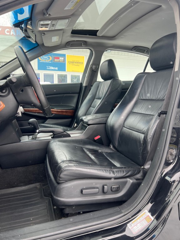 2012 Honda Accord Image 9