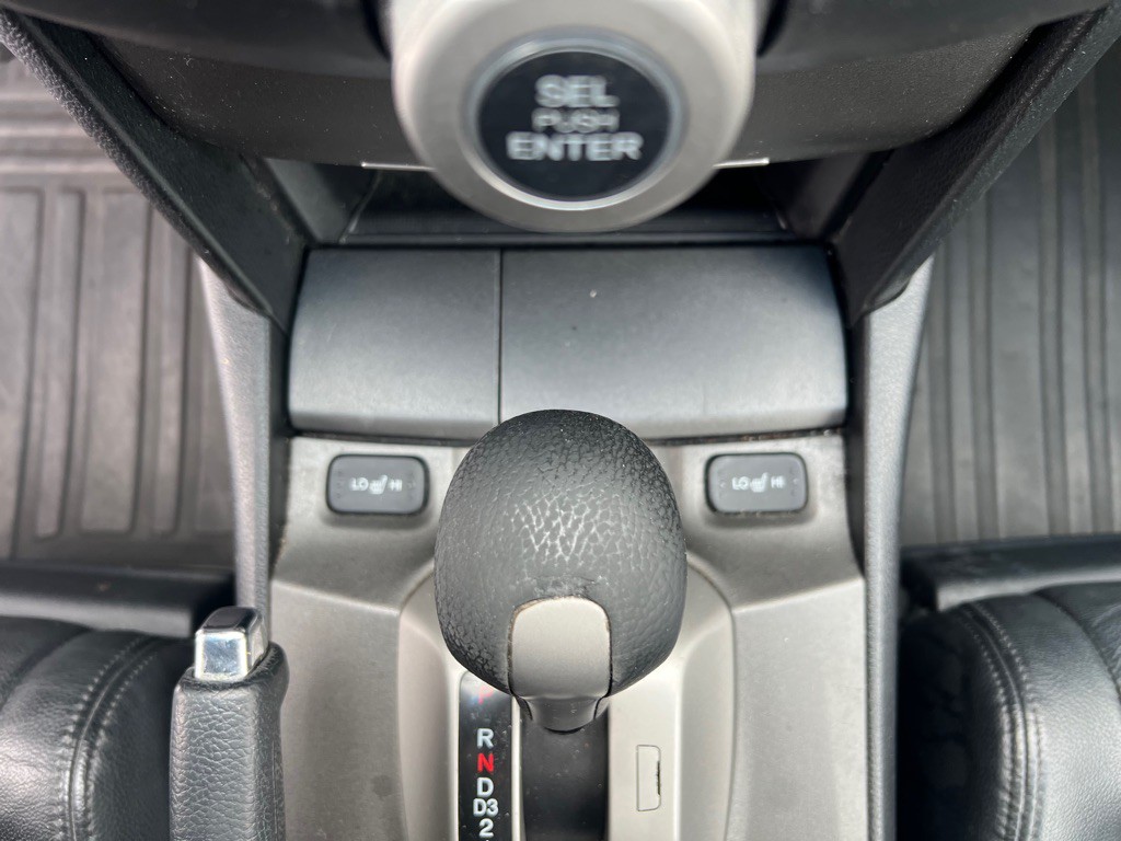 2012 Honda Accord Image 17