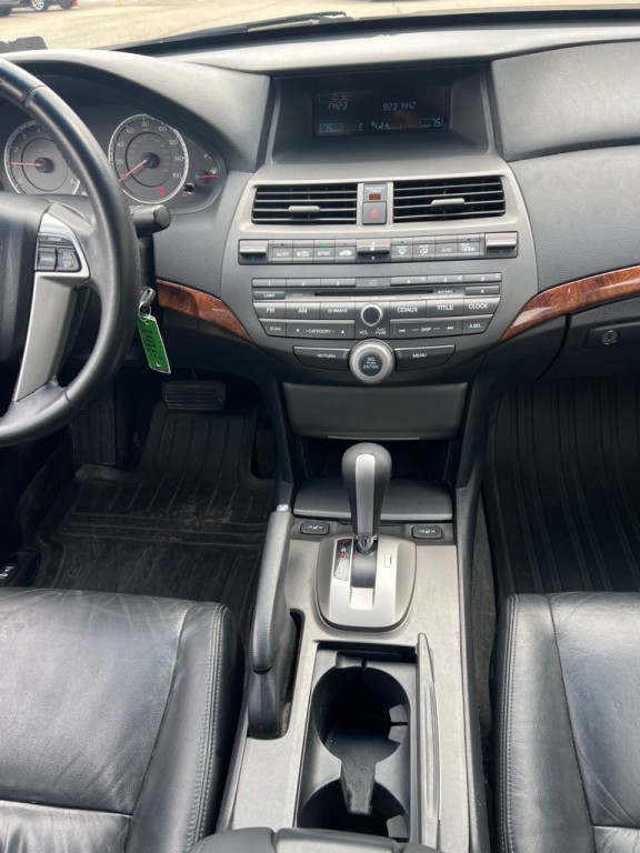 2012 Honda Accord Image 16