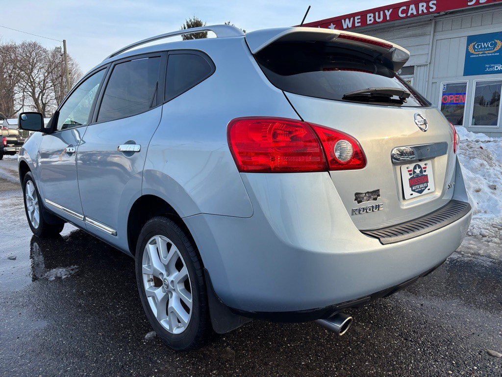 2011 Nissan Rogue Image 4
