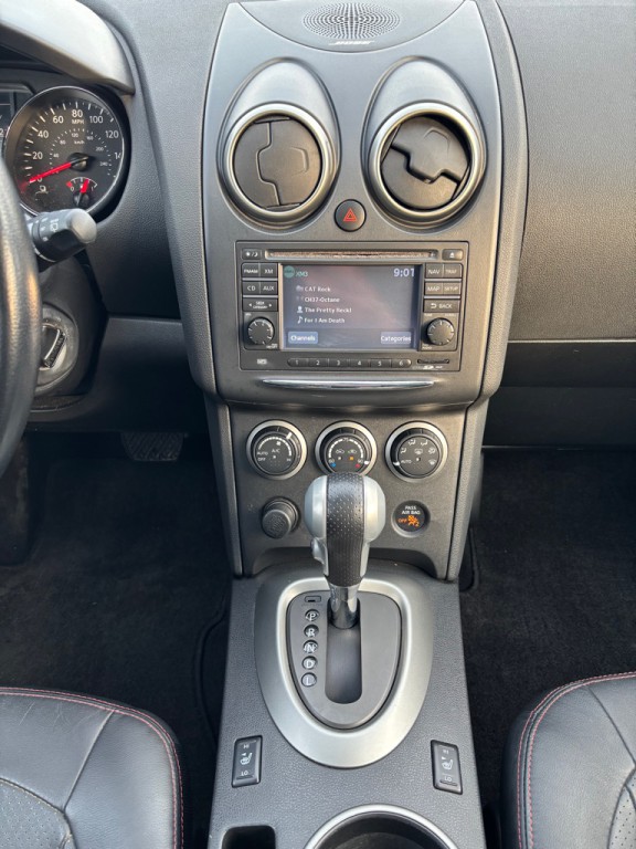 2011 Nissan Rogue Image 14