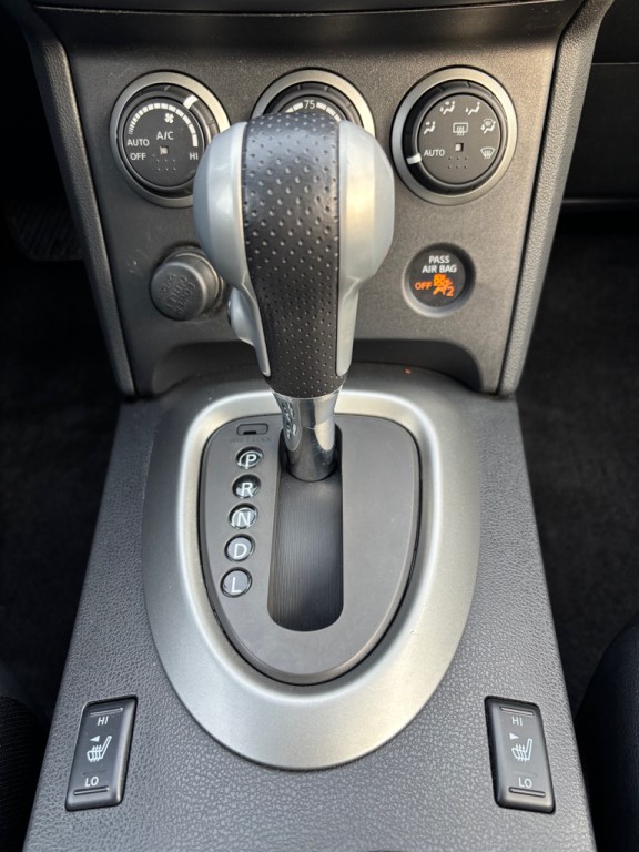 2011 Nissan Rogue Image 15