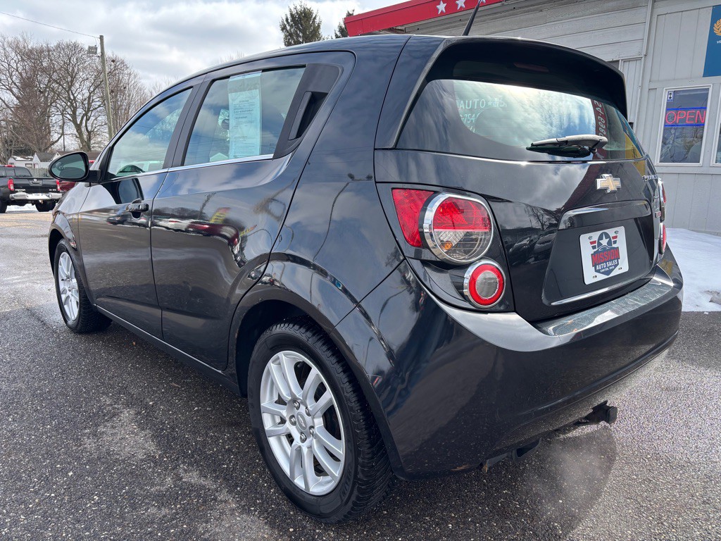 2014 Chevrolet Sonic Image 4