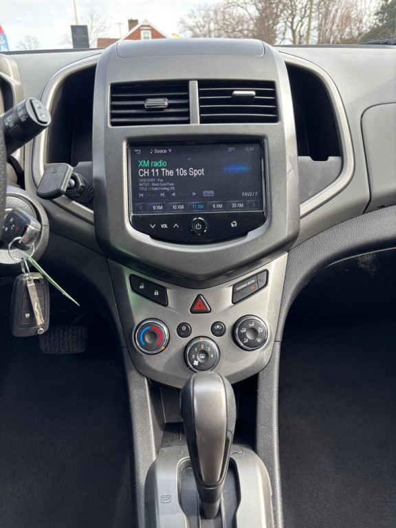 2014 Chevrolet Sonic Image 15