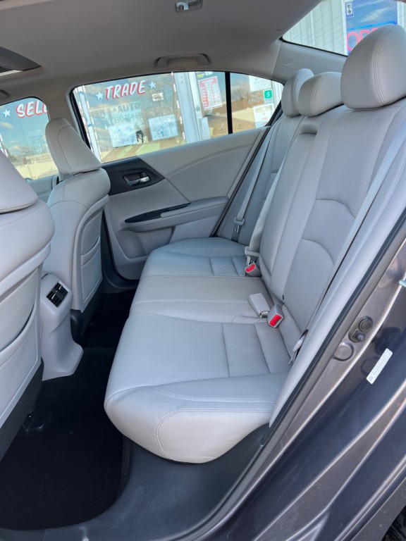 2013 Honda Accord Image 8