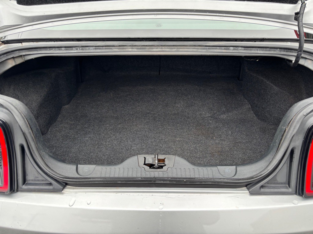 2013 Ford Mustang Image 7