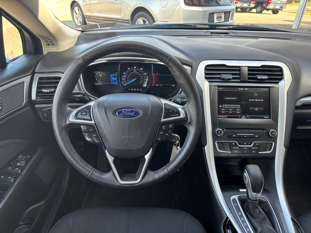 2016 Ford Fusion Image 12