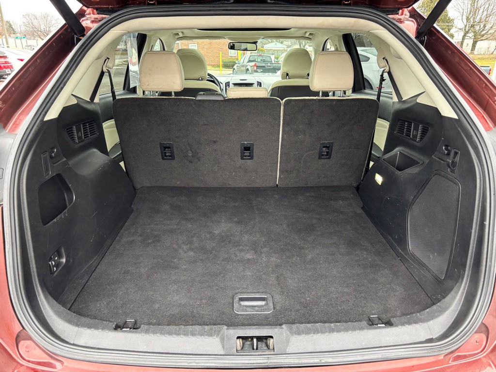 2015 Ford Edge Image 8