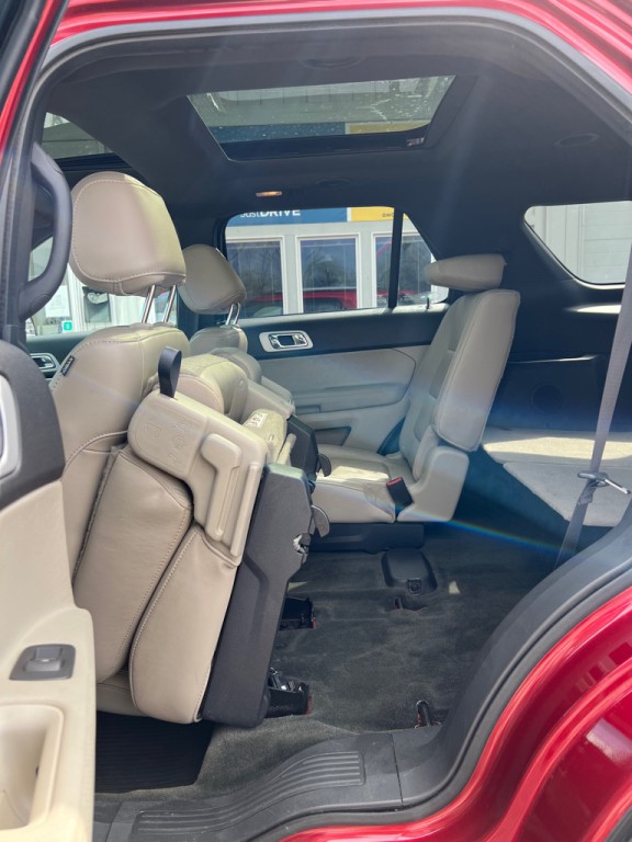 2014 Ford Explorer Image 11