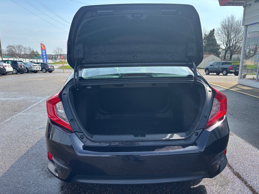 2017 Honda Civic Image 7