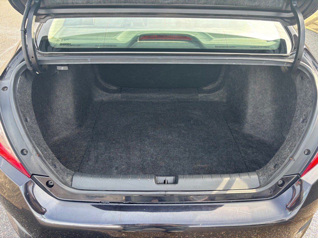 2017 Honda Civic Image 8