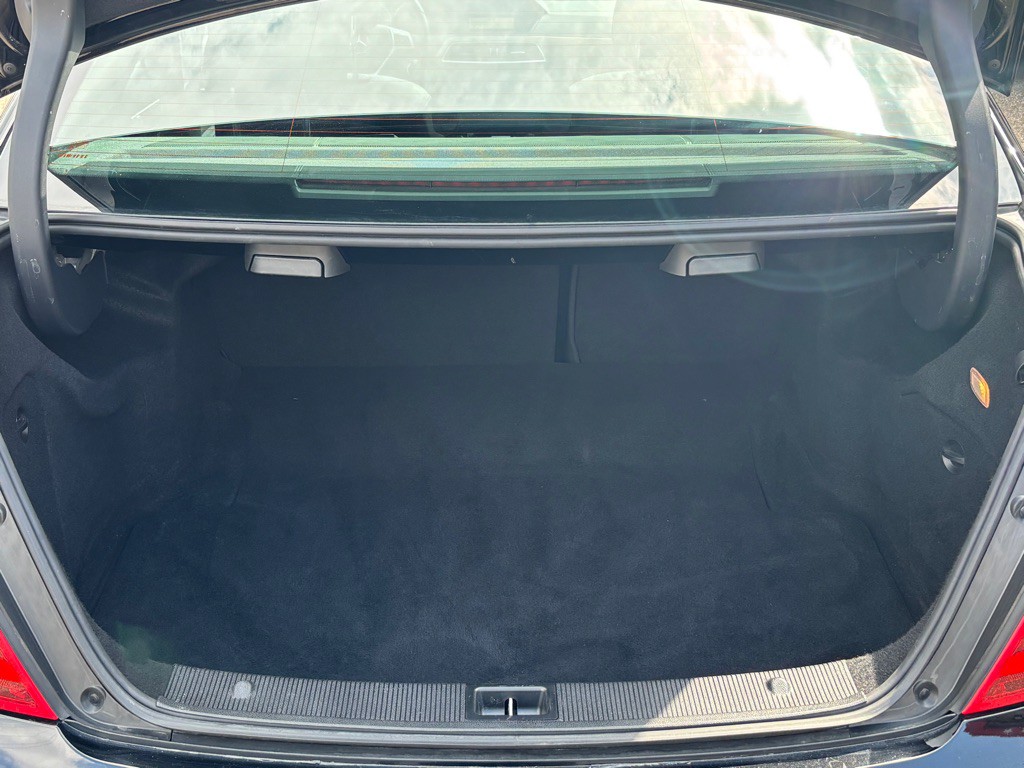 2012 Mercedes-Benz C-Class Image 8