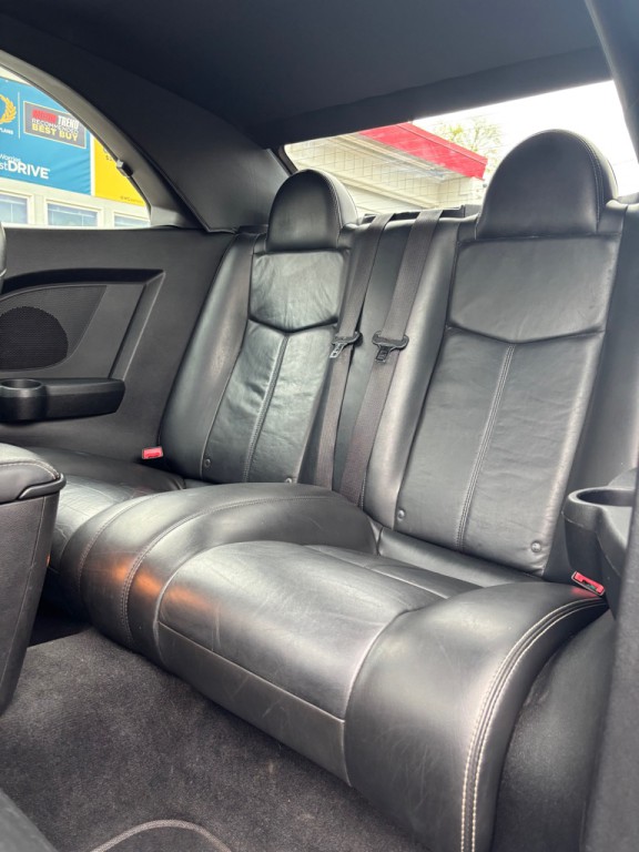 2013 Chrysler 200 Image 14